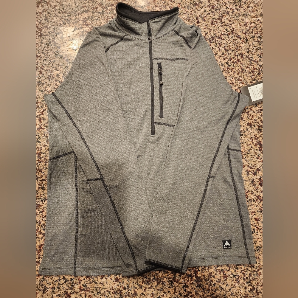 Men's BRAND NEW WITH TAGS Burton pullover